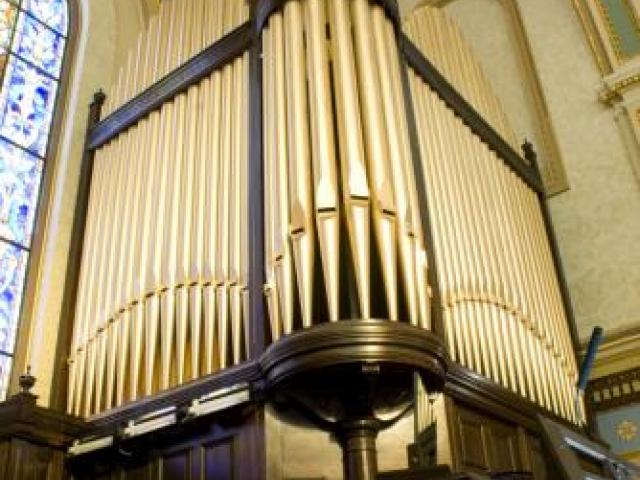 New York Times Review of the New Pipe Organ!